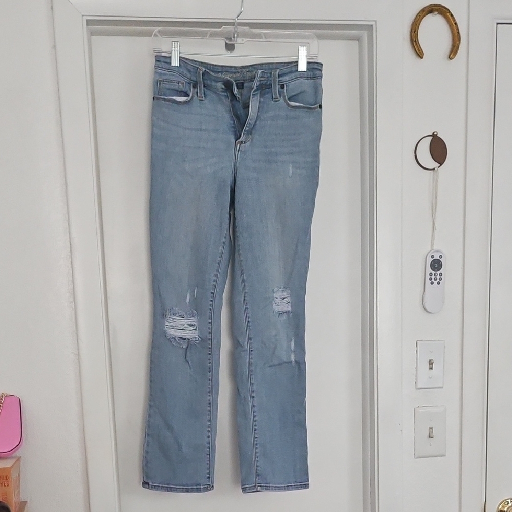 Universal Thread Light Blue Boyfriend Jeans